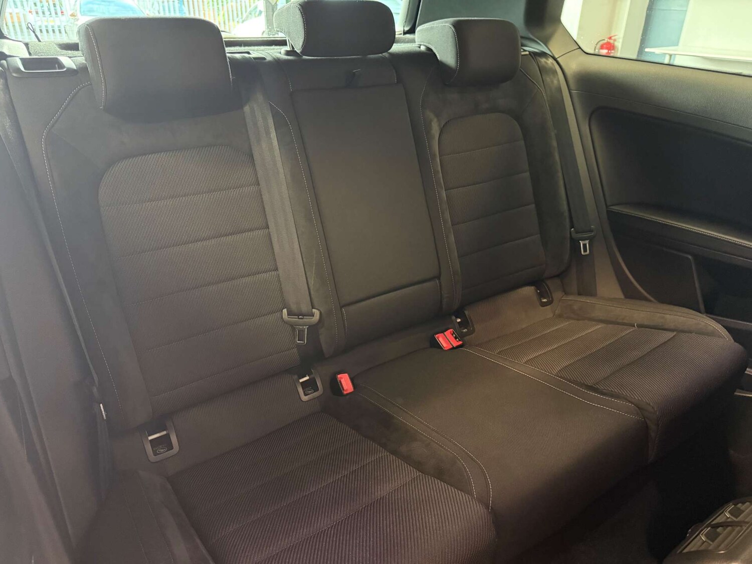 Used Volkswagen Golf 2017 for sale - 77494160: Photo 34