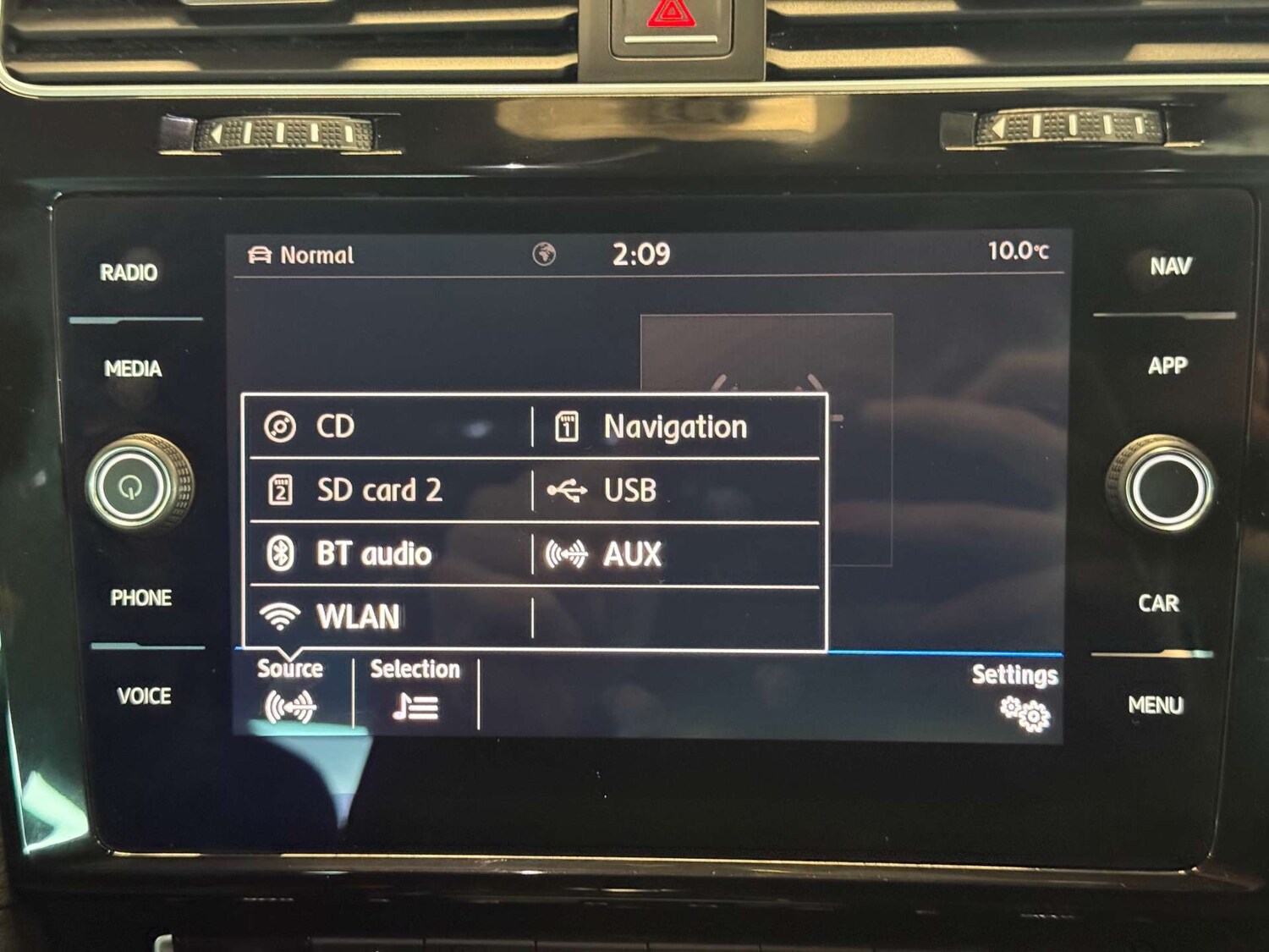 Used Volkswagen Golf 2017 for sale - 77494160: Photo 42