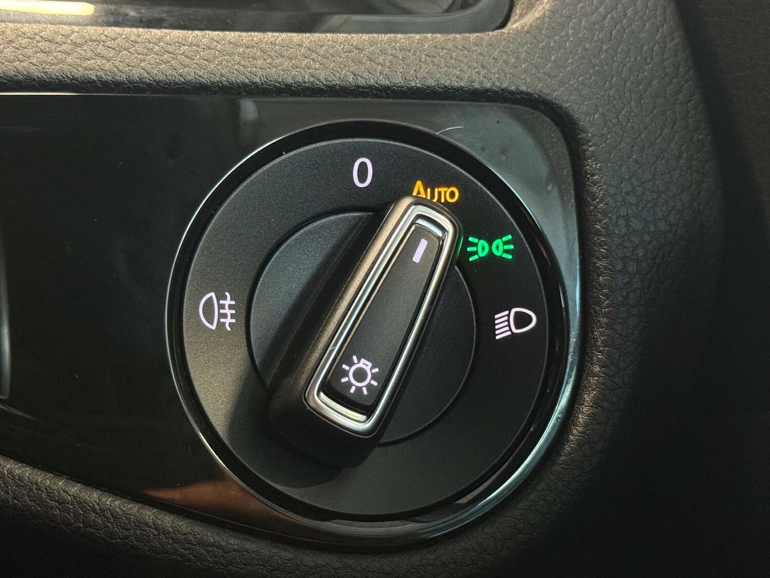 Used Volkswagen Golf 2017 for sale - 77494160: Photo 48