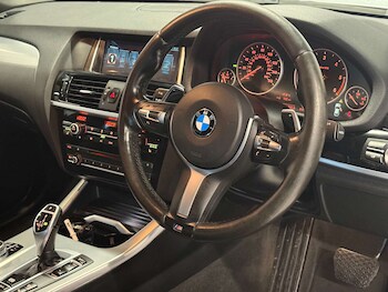 Used BMW X4 2017 for sale - 77241076: Photo