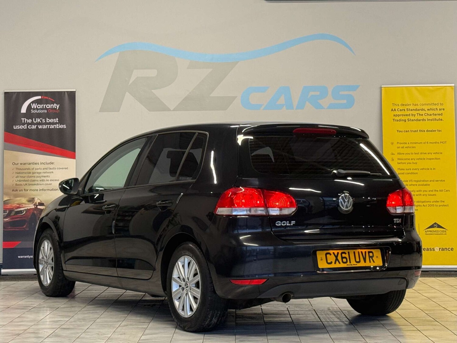 Used Volkswagen Golf 2011 for sale - 77851725: Photo 13