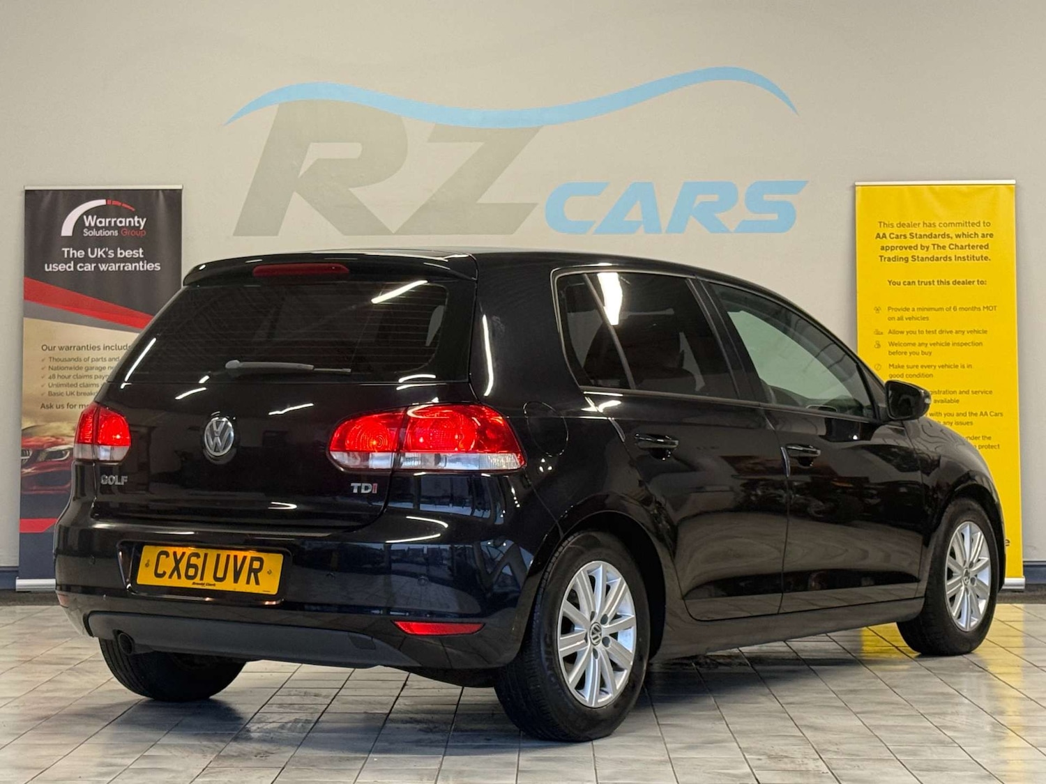 Used Volkswagen Golf 2011 for sale - 77851725: Photo 3