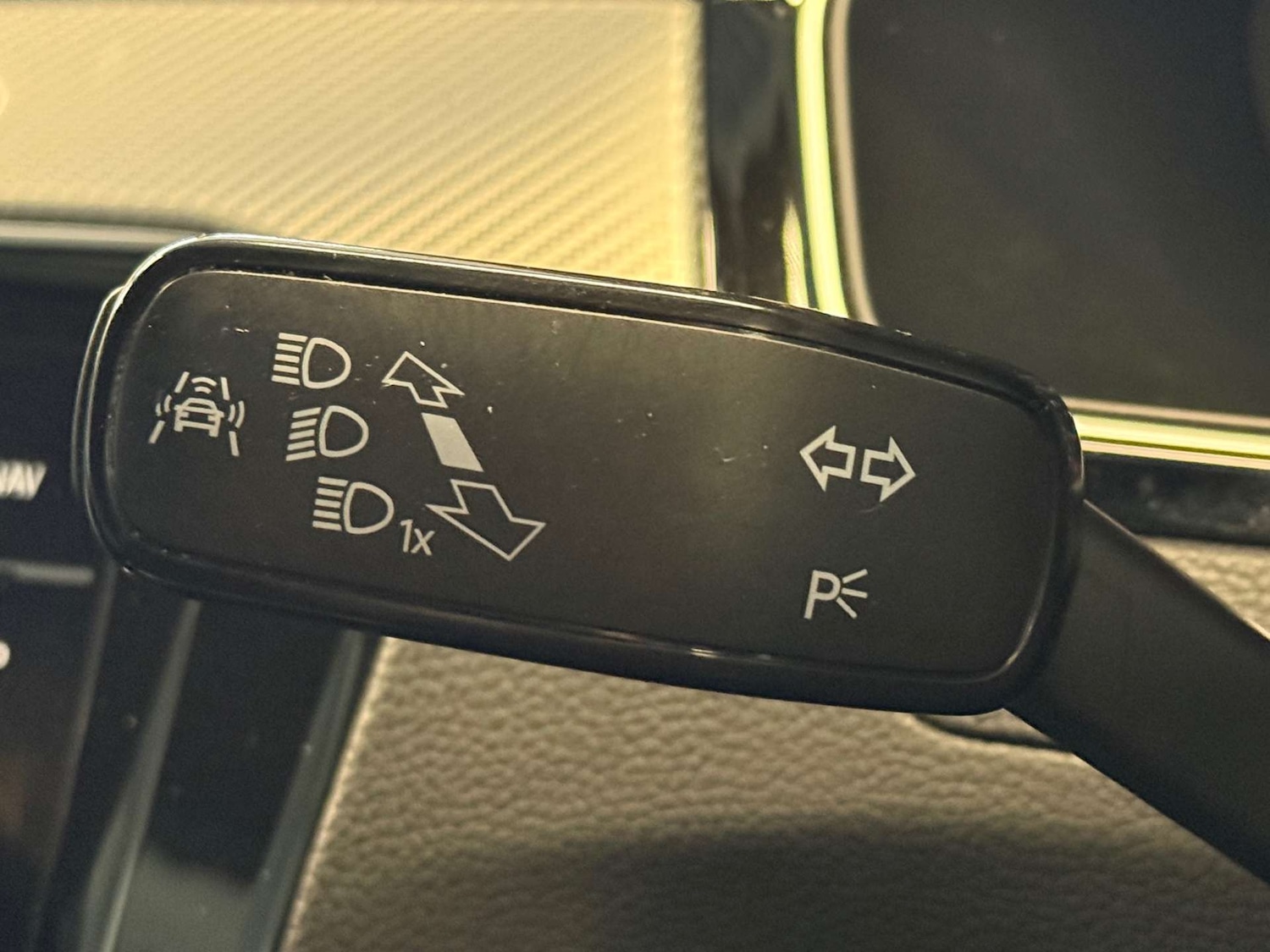 Used Volkswagen Arteon 2017 for sale - 77326135: Photo 13