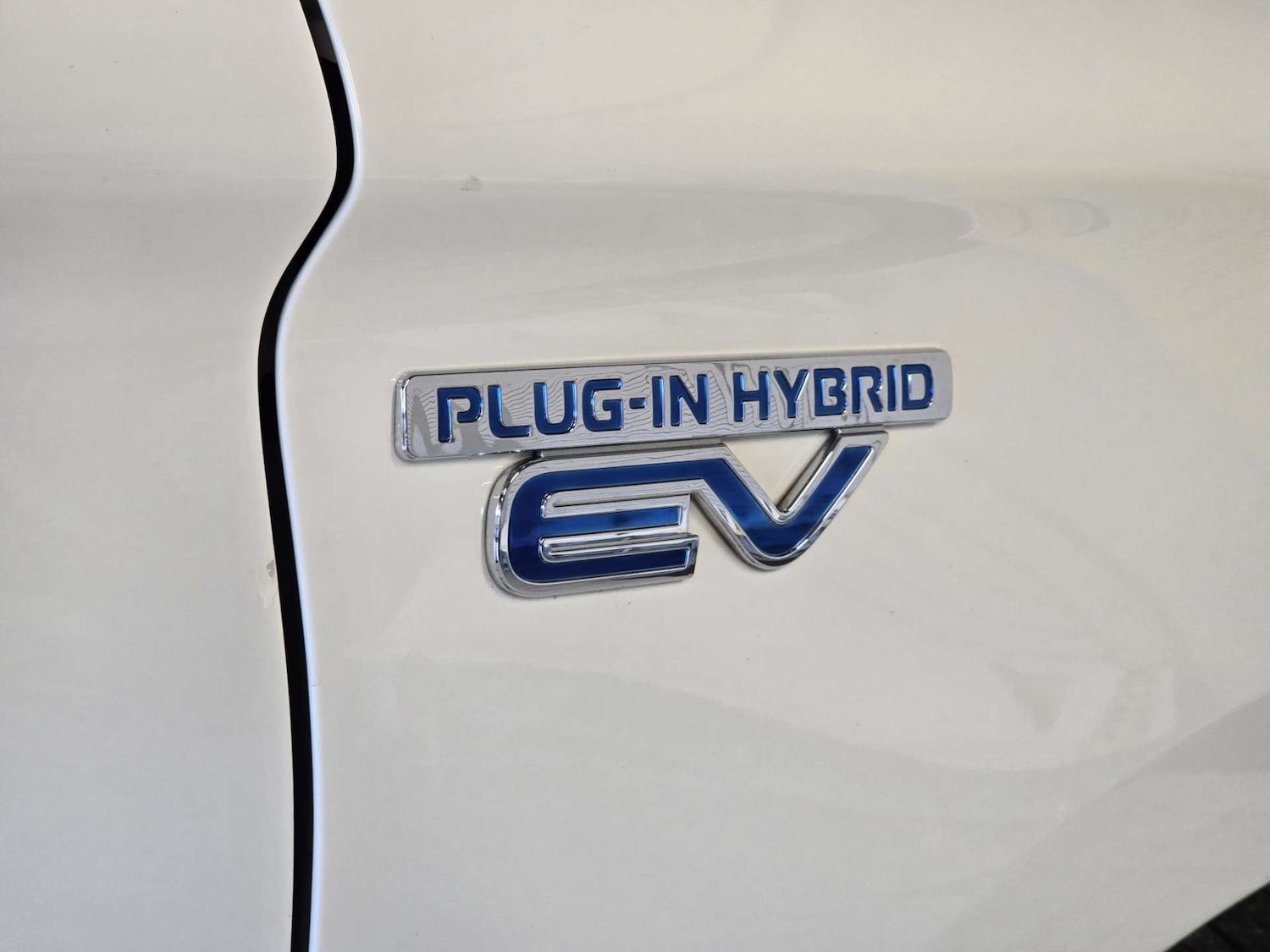 Used Mitsubishi Outlander 2016 for sale - 77129810: Photo 2