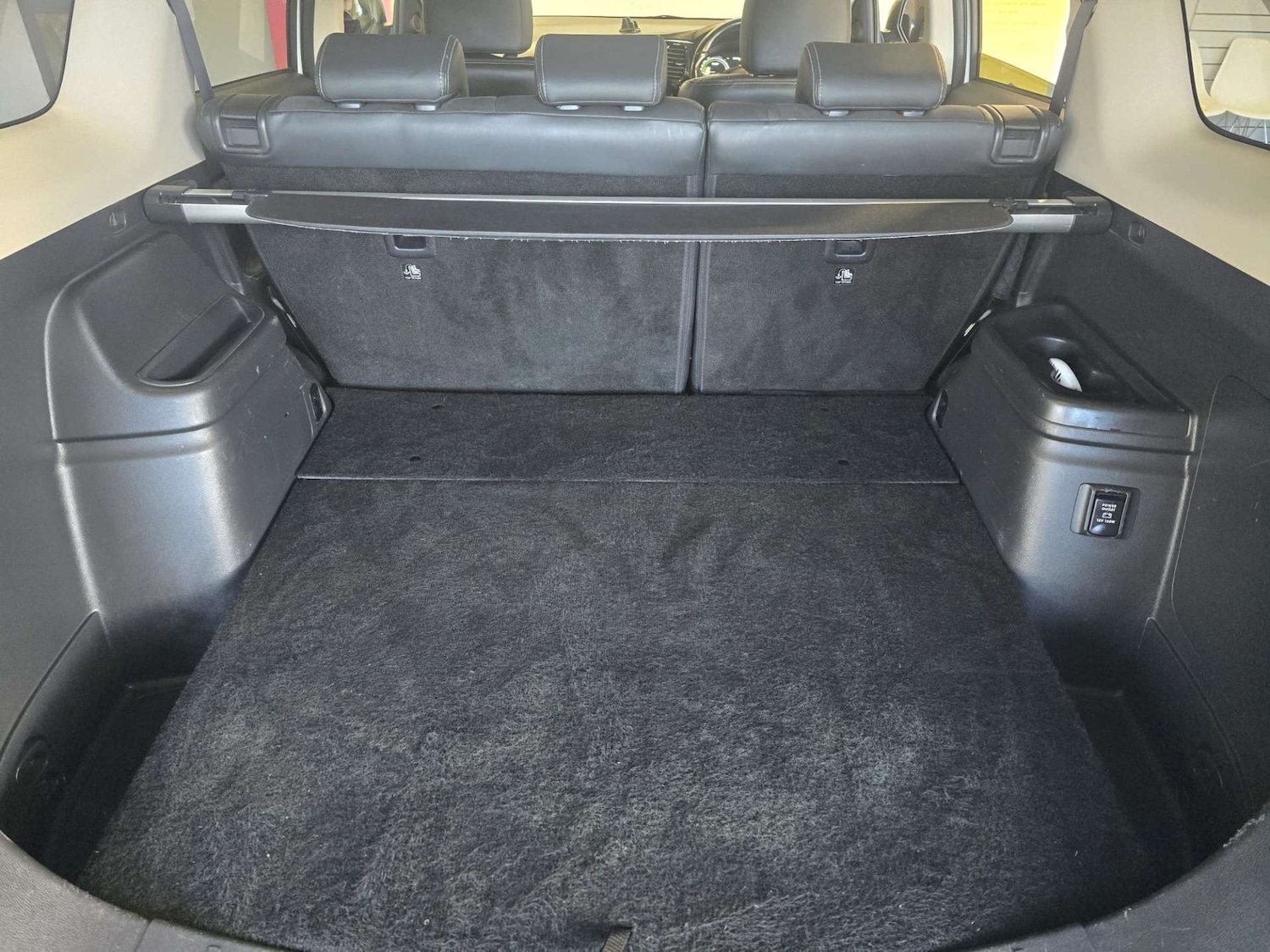 Used Mitsubishi Outlander 2016 for sale - 77129810: Photo 22