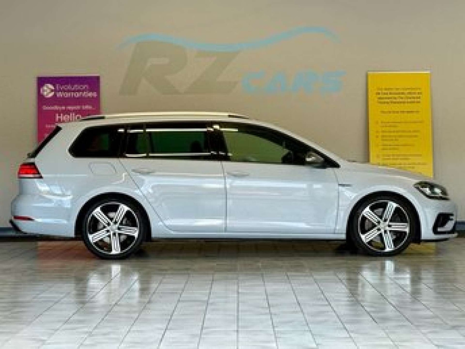 Used Volkswagen Golf 2018 for sale - 77151088: Photo 34