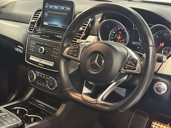 Used Mercedes-Benz GLE 2017 for sale - 77896410: Photo