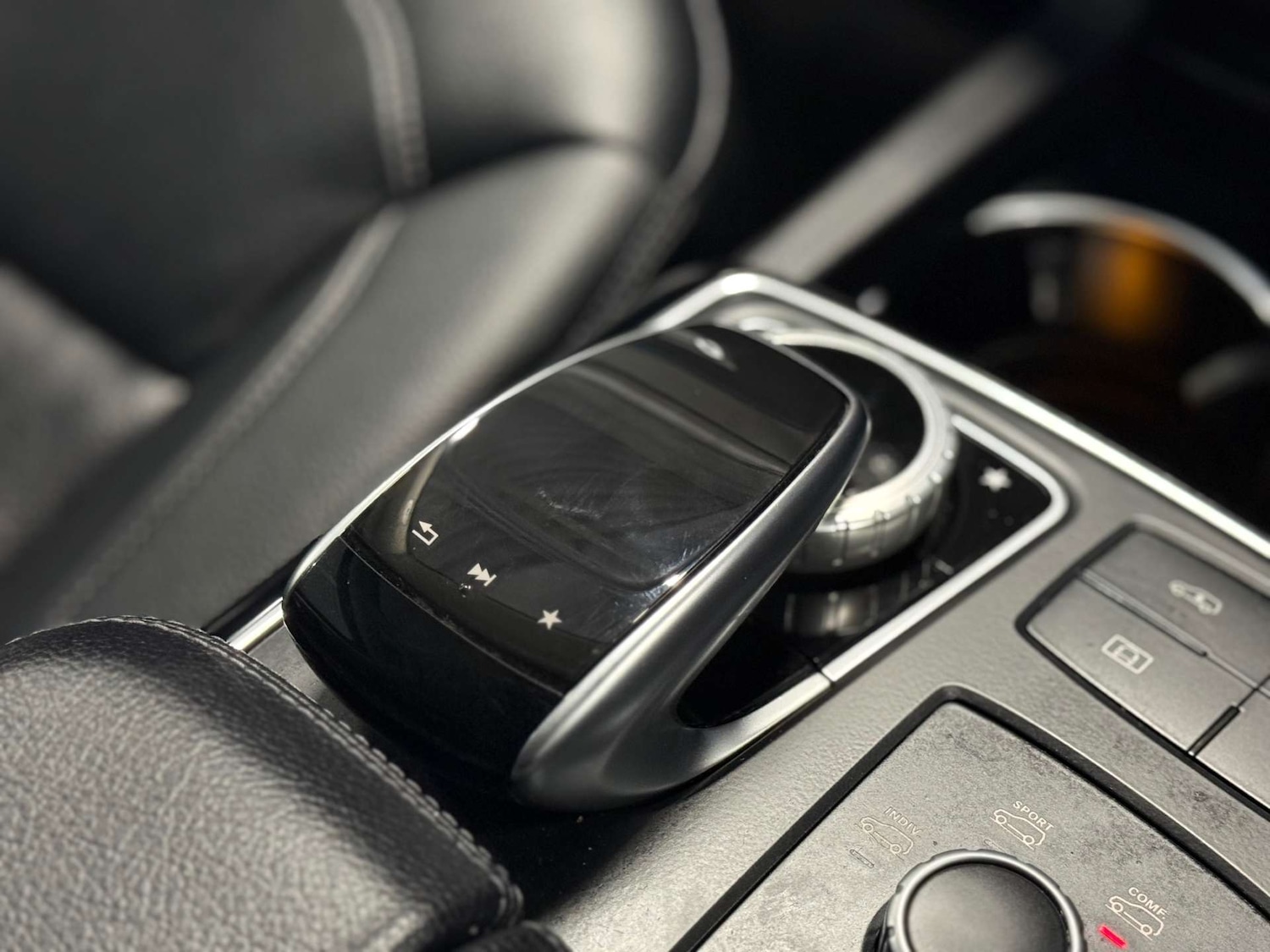 Used Mercedes-Benz GLE 2017 for sale - 77896410: Photo 35