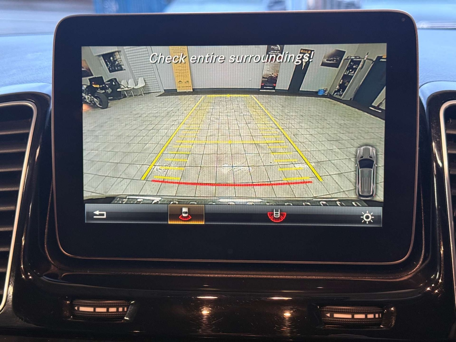 Used Mercedes-Benz GLE 2017 for sale - 77896410: Photo 7