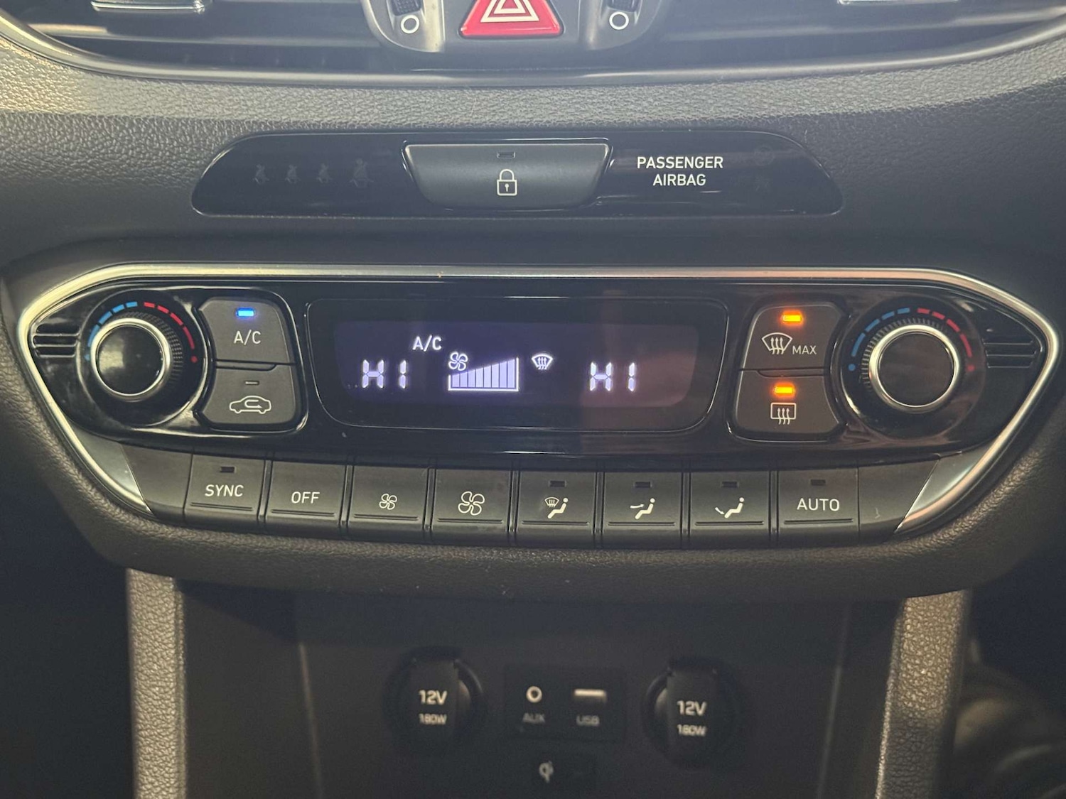 Used Hyundai i30 2018 for sale - 78056691: Photo 36