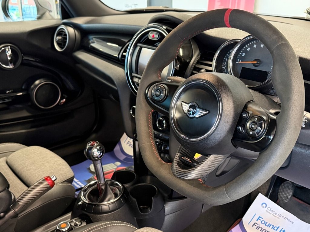 Used MINI Hatch 2015 for sale - 76640409: Photo 2