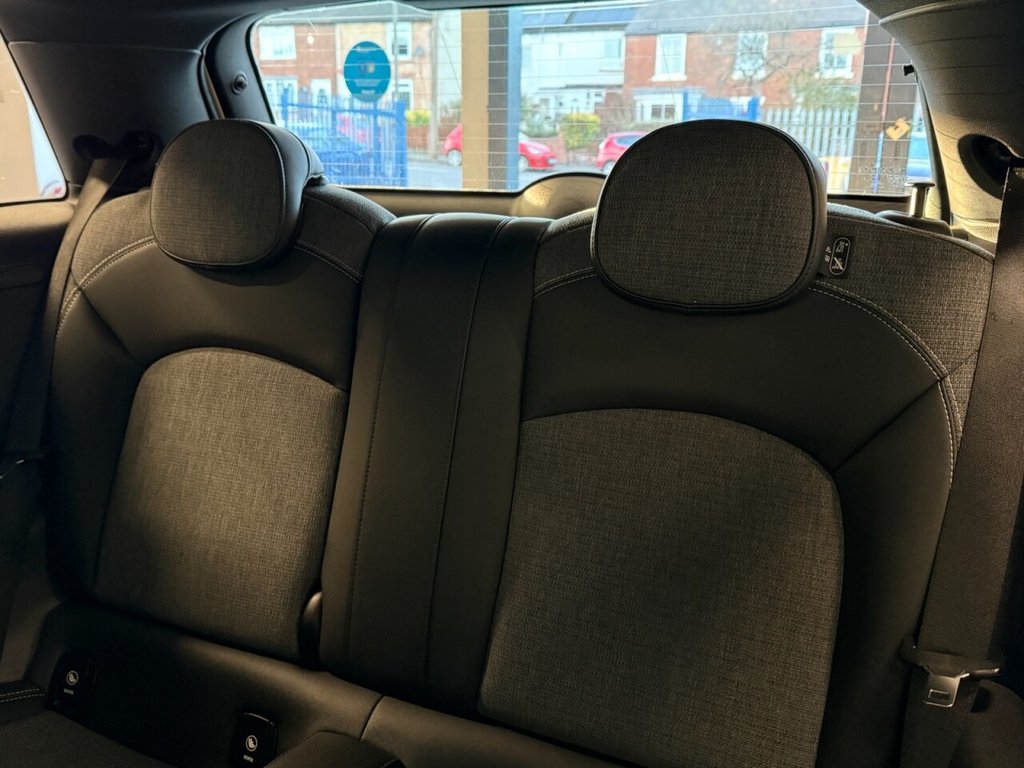 Used MINI Hatch 2015 for sale - 76640409: Photo 22