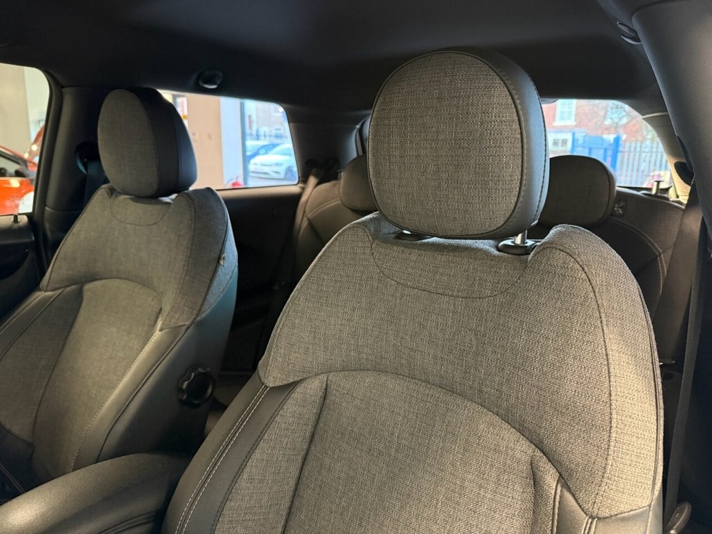 Used MINI Hatch 2015 for sale - 76640409: Photo 23