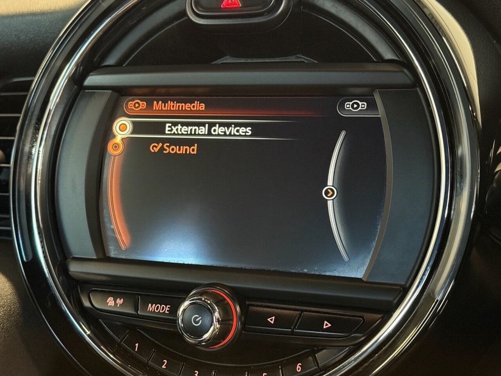 Used MINI Hatch 2015 for sale - 76640409: Photo 32