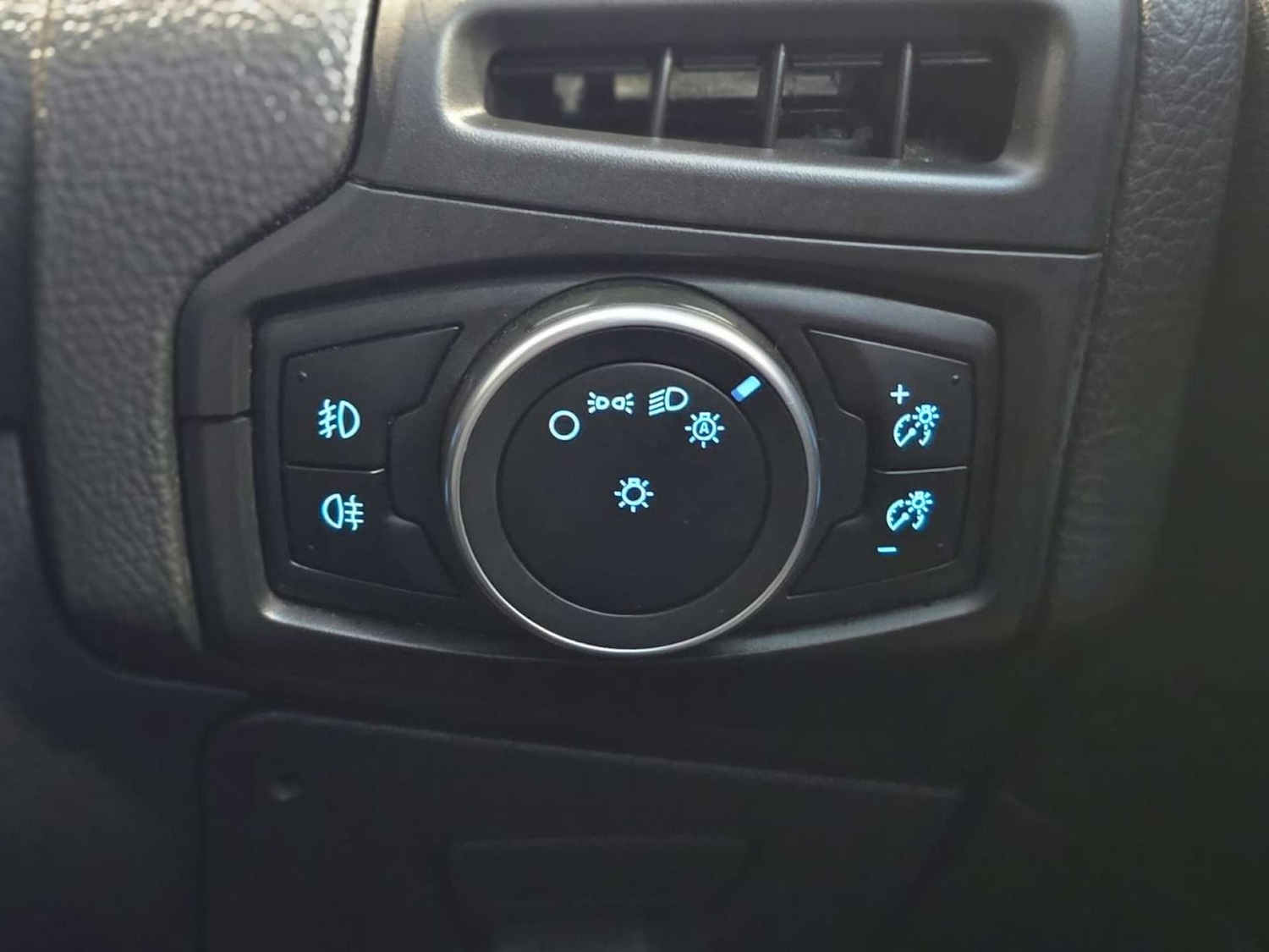 Used Ford Focus 2016 for sale - 78085004: Photo 32