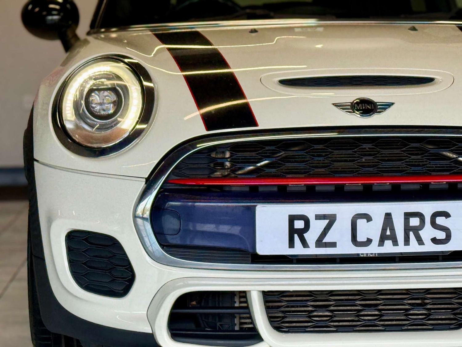 Used MINI Hatch 2017 for sale - 76934882: Photo 9