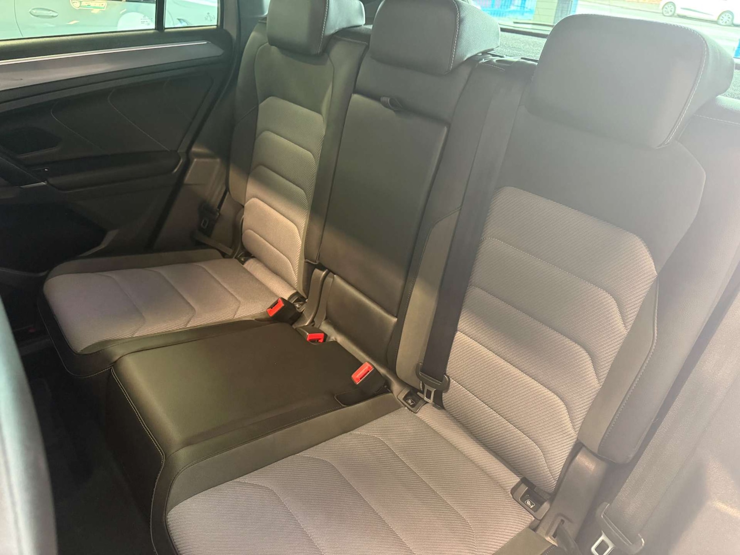 Used Volkswagen Tiguan 2017 for sale - 78182110: Photo 24