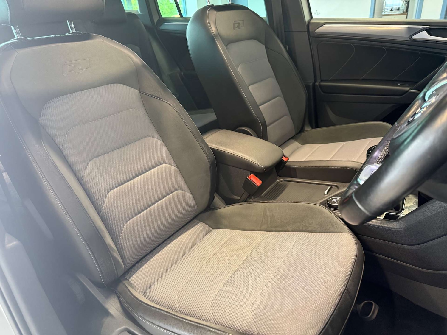 Used Volkswagen Tiguan 2017 for sale - 78182110: Photo 31