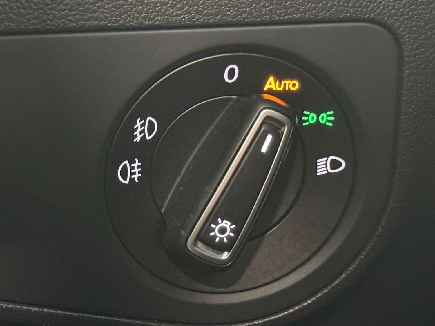 Used Volkswagen Tiguan 2017 for sale - 78182110: Photo 44