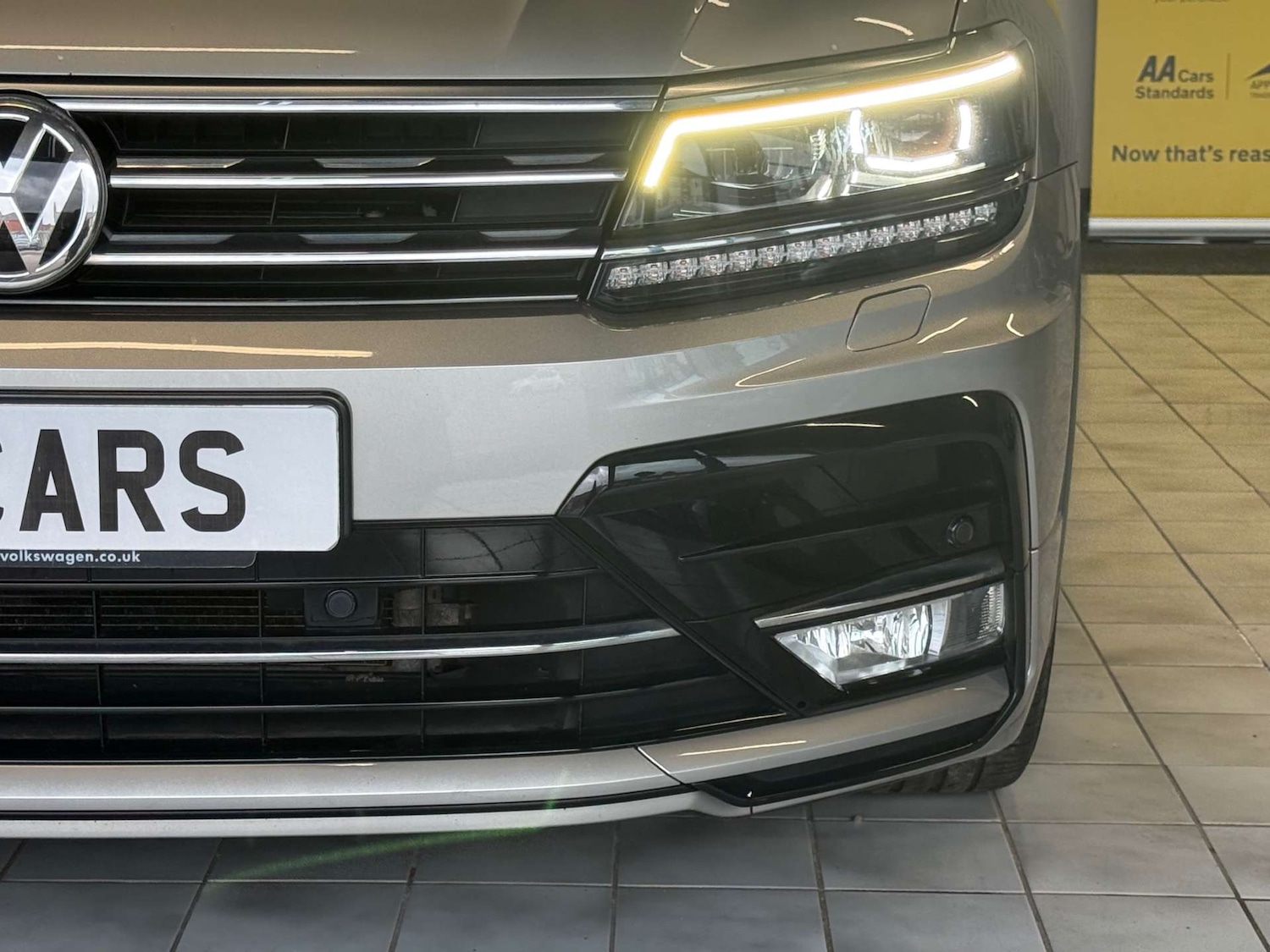Used Volkswagen Tiguan 2017 for sale - 78182110: Photo 5