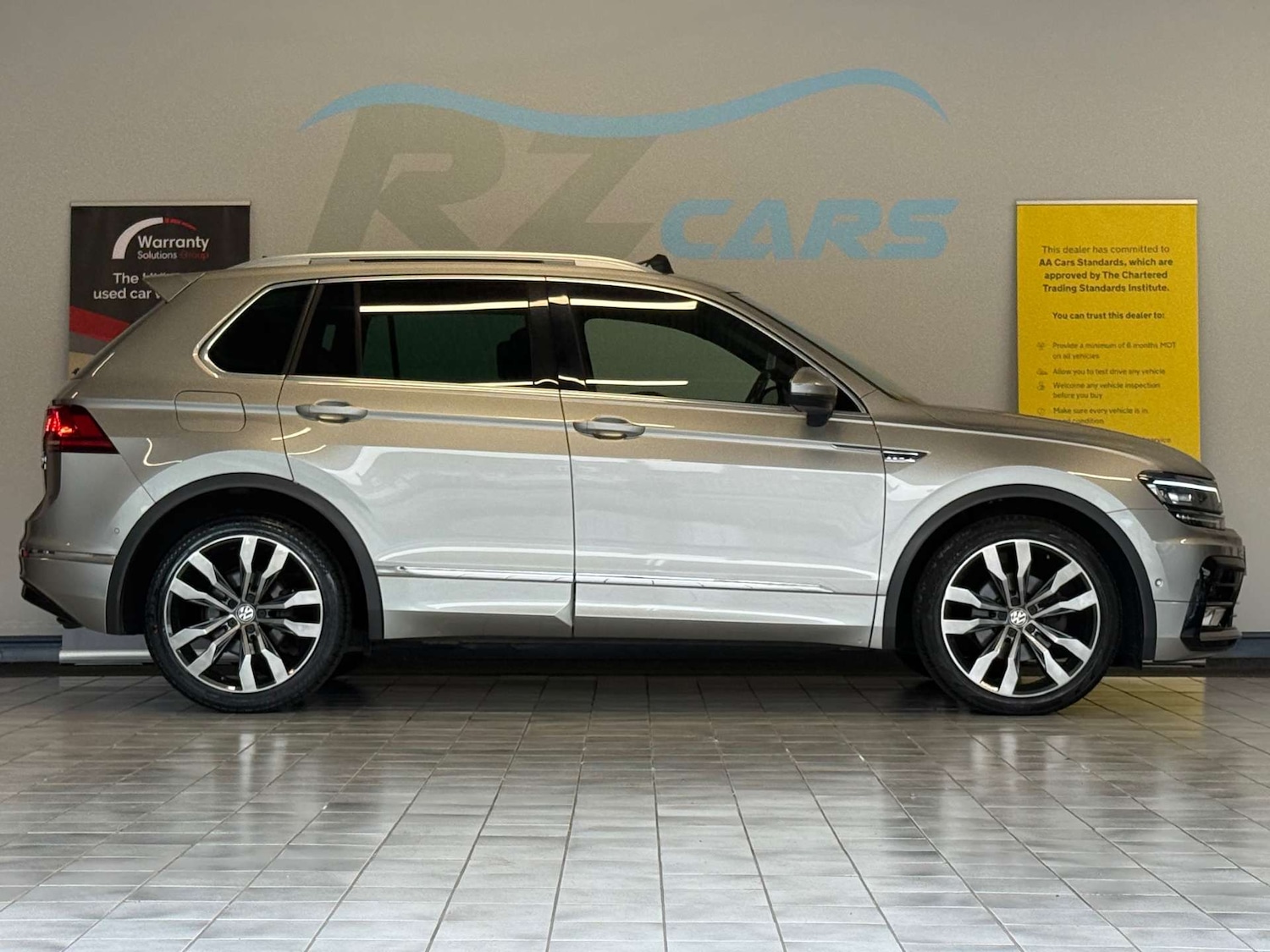 Used Volkswagen Tiguan 2017 for sale - 78182110: Photo 8