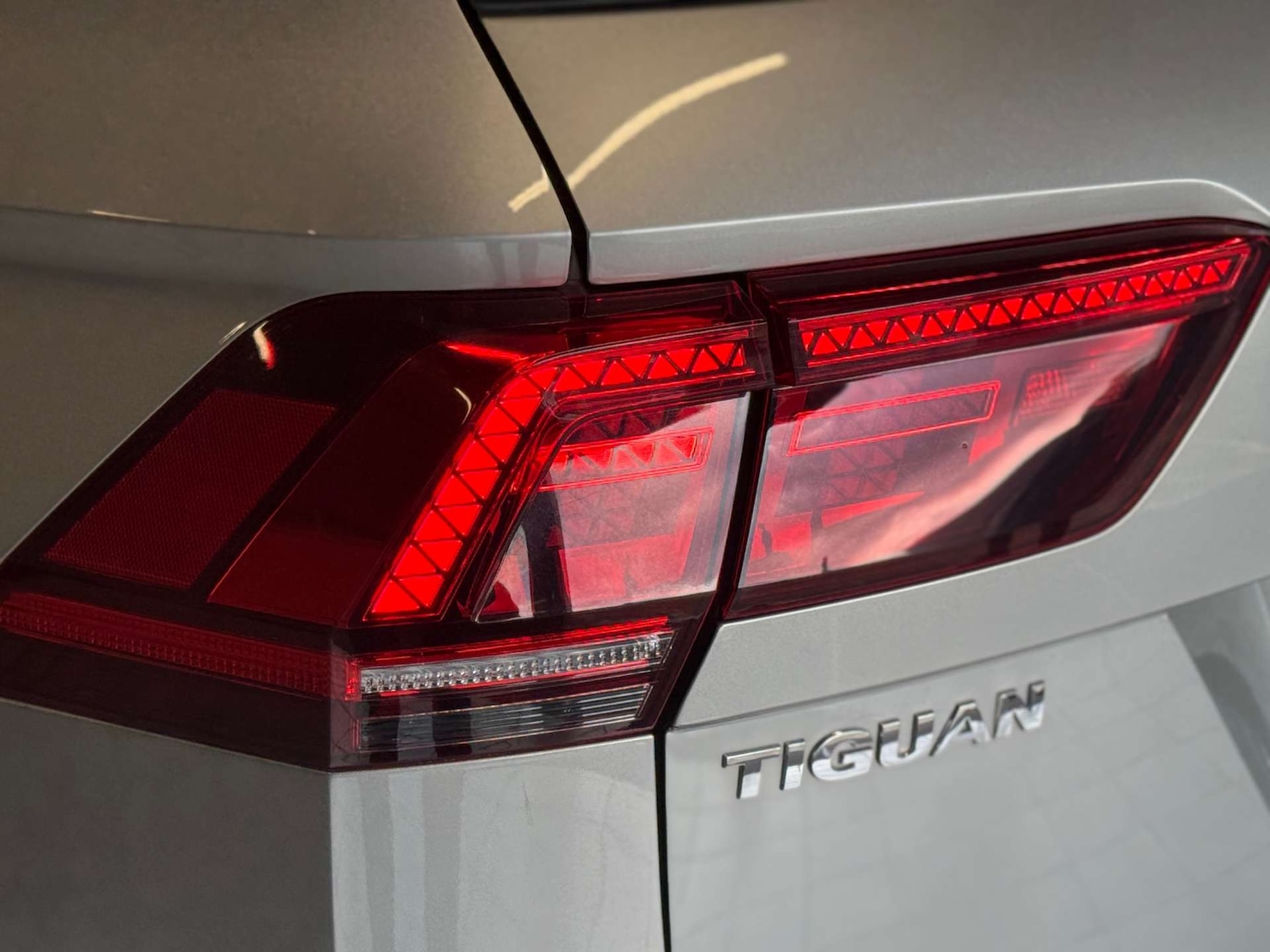 Used Volkswagen Tiguan 2017 for sale - 78182110: Photo 9