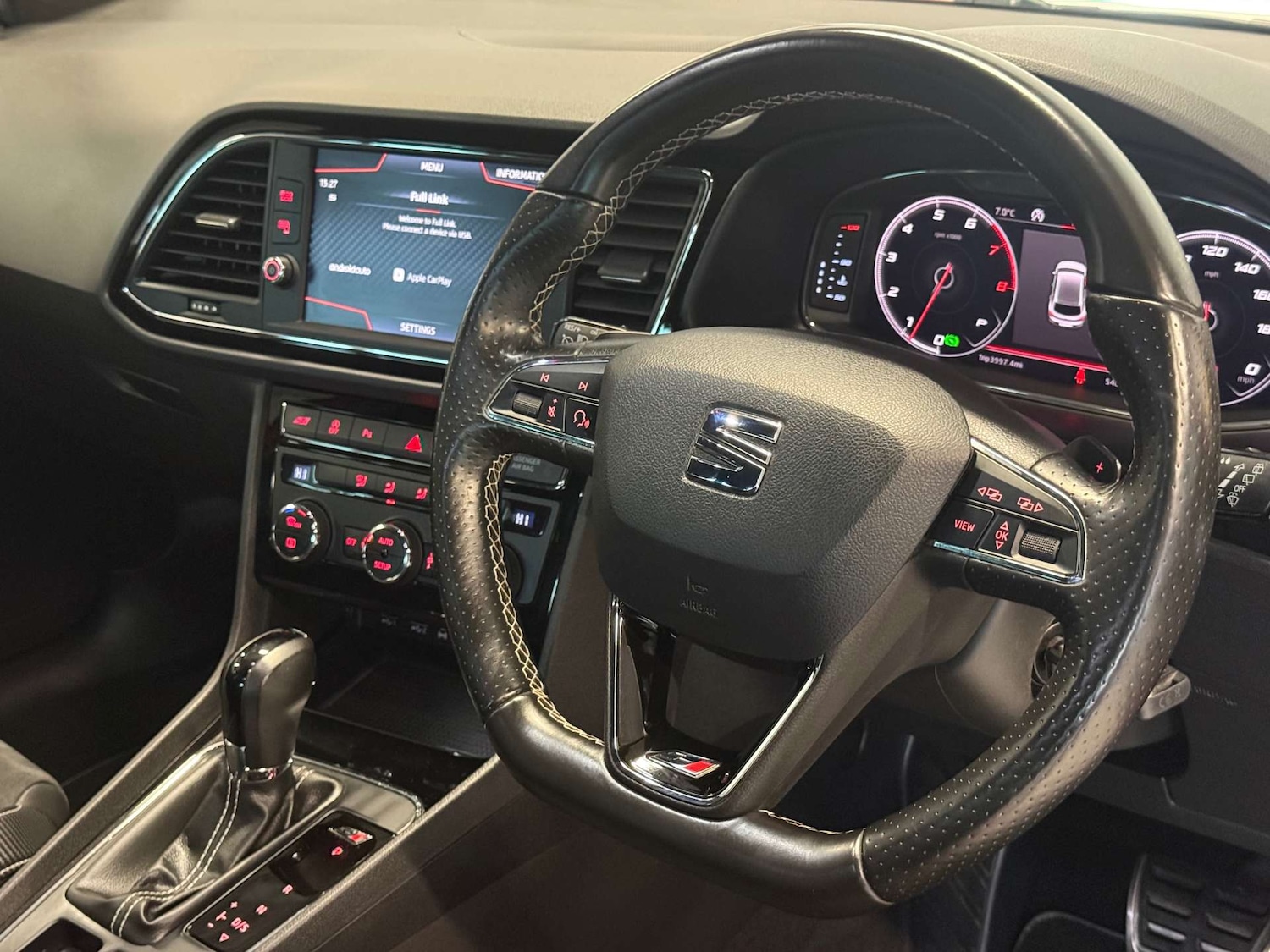 Used SEAT Leon 2018 for sale - 77897709: Photo 2