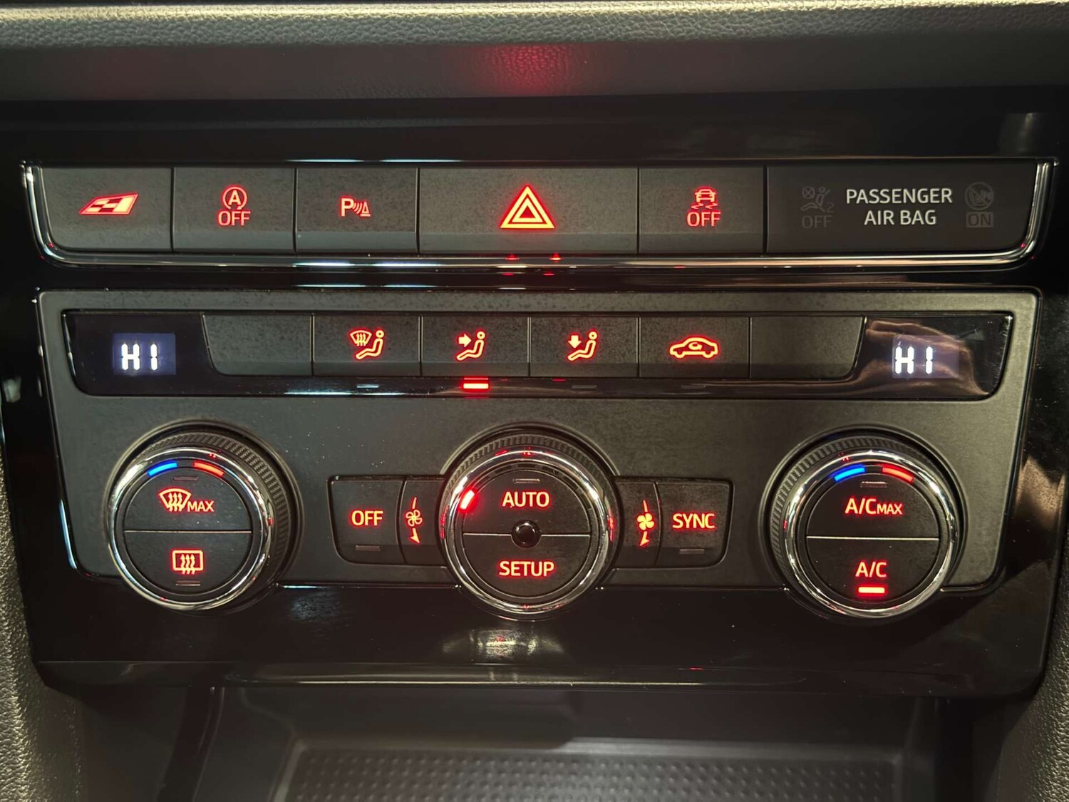 Used SEAT Leon 2018 for sale - 77897709: Photo 42