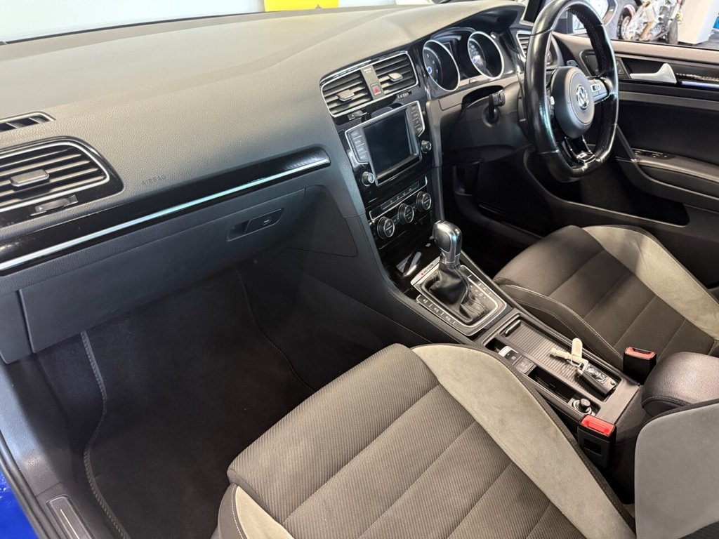Used Volkswagen Golf 2016 for sale - 76640387: Photo 23