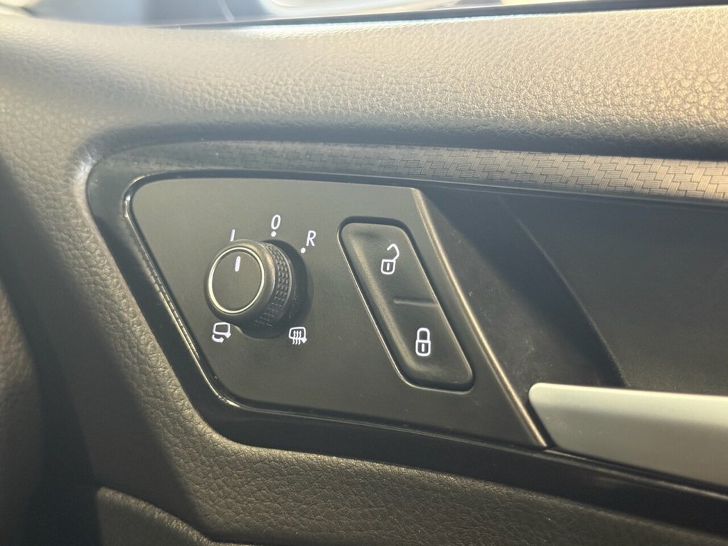 Used Volkswagen Golf 2016 for sale - 76640387: Photo 36