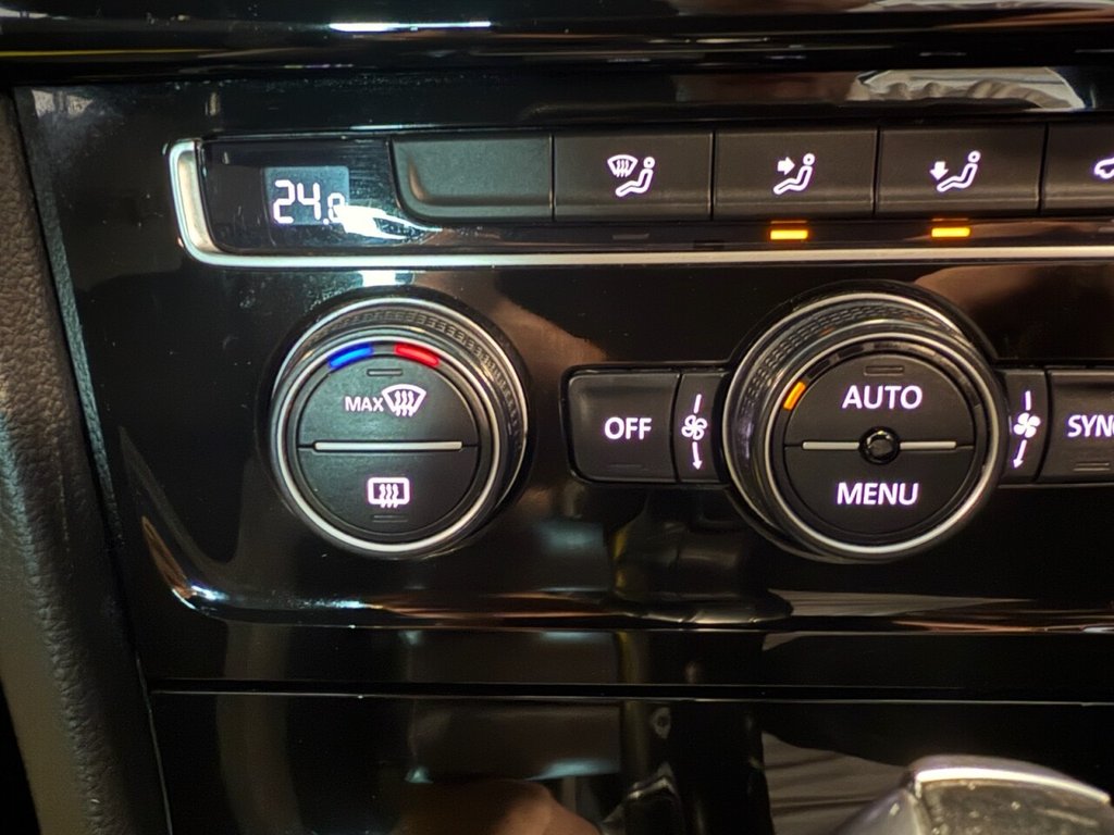 Used Volkswagen Golf 2016 for sale - 76640387: Photo 38