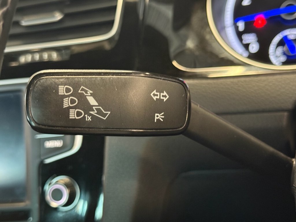 Used Volkswagen Golf 2016 for sale - 76640387: Photo 46