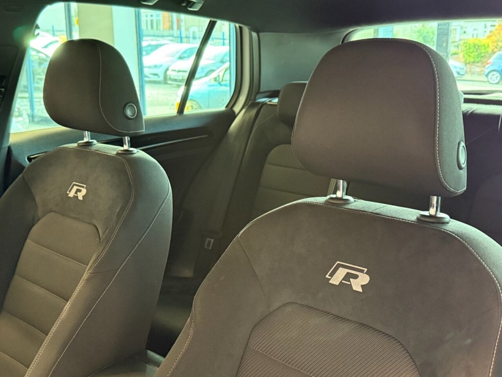 Used Volkswagen Golf 2019 for sale - 76640385: Photo 12