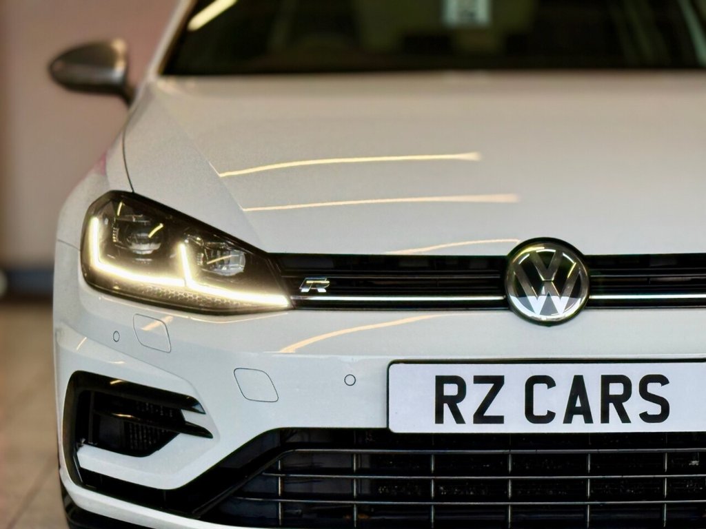 Used Volkswagen Golf 2019 for sale - 76640385: Photo 24