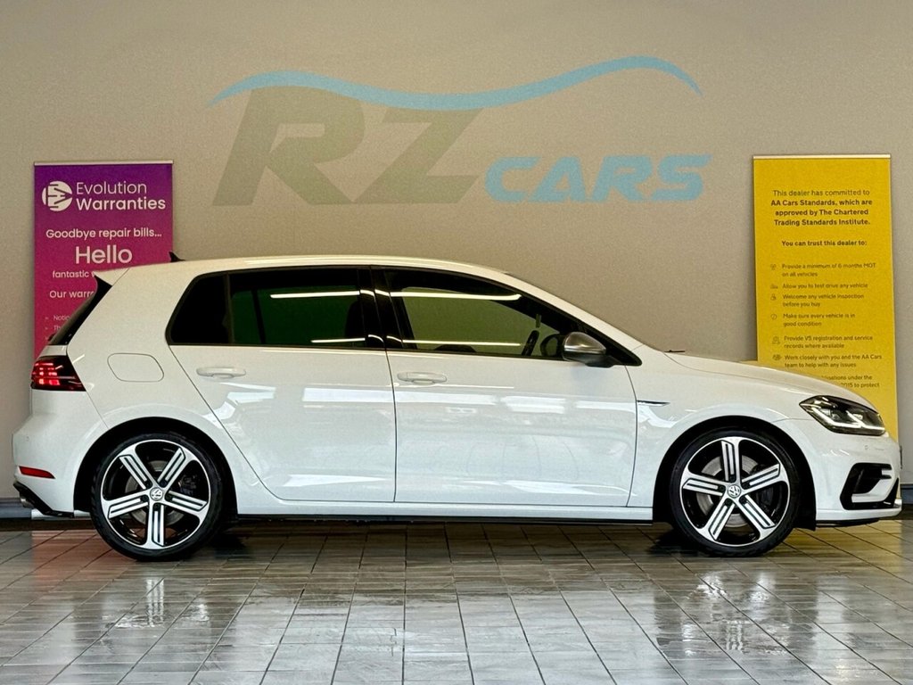 Used Volkswagen Golf 2019 for sale - 76640385: Photo 43