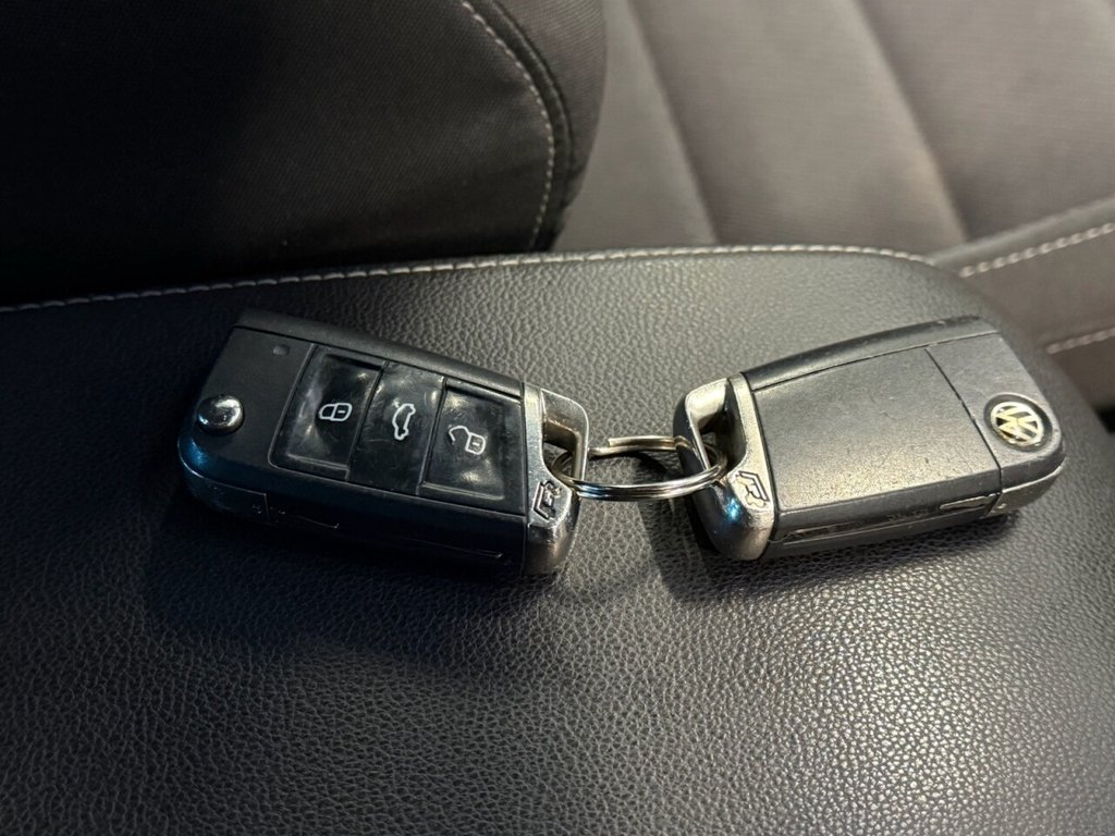 Used Volkswagen Golf 2019 for sale - 76698580: Photo 11