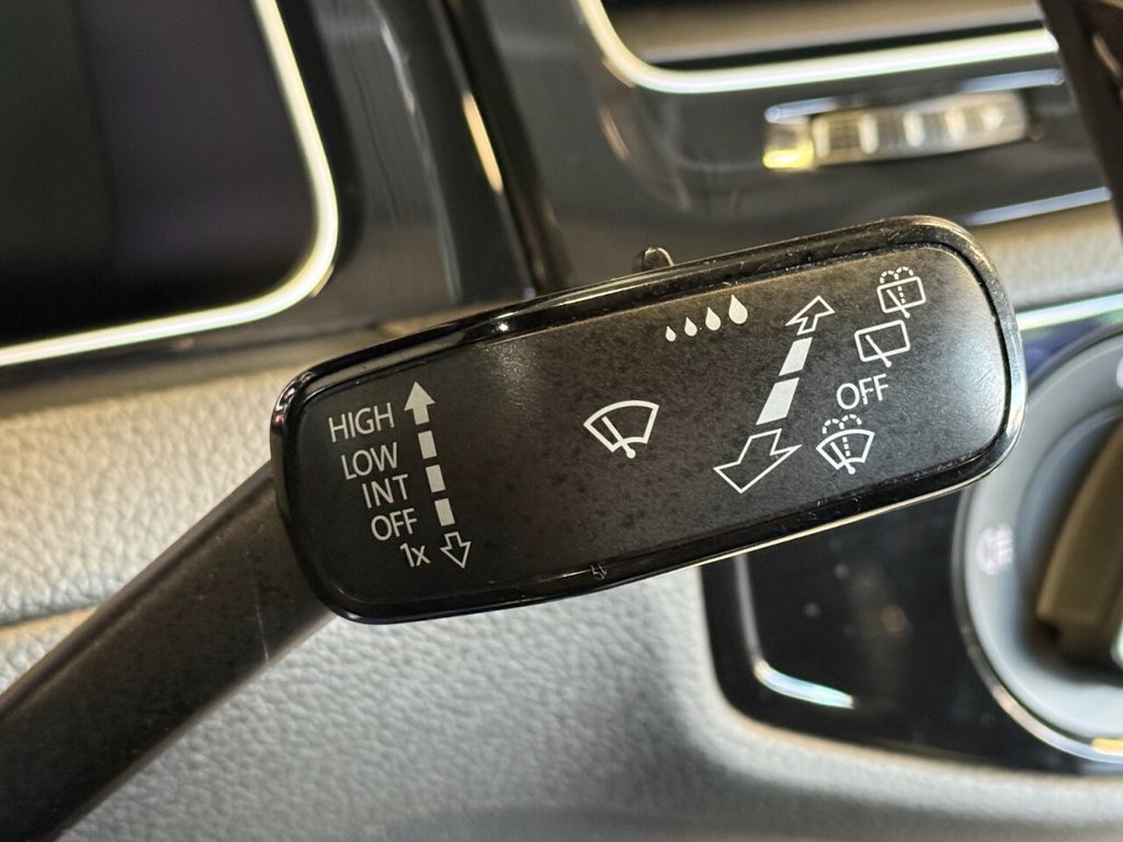 Used Volkswagen Golf 2019 for sale - 76698580: Photo 12