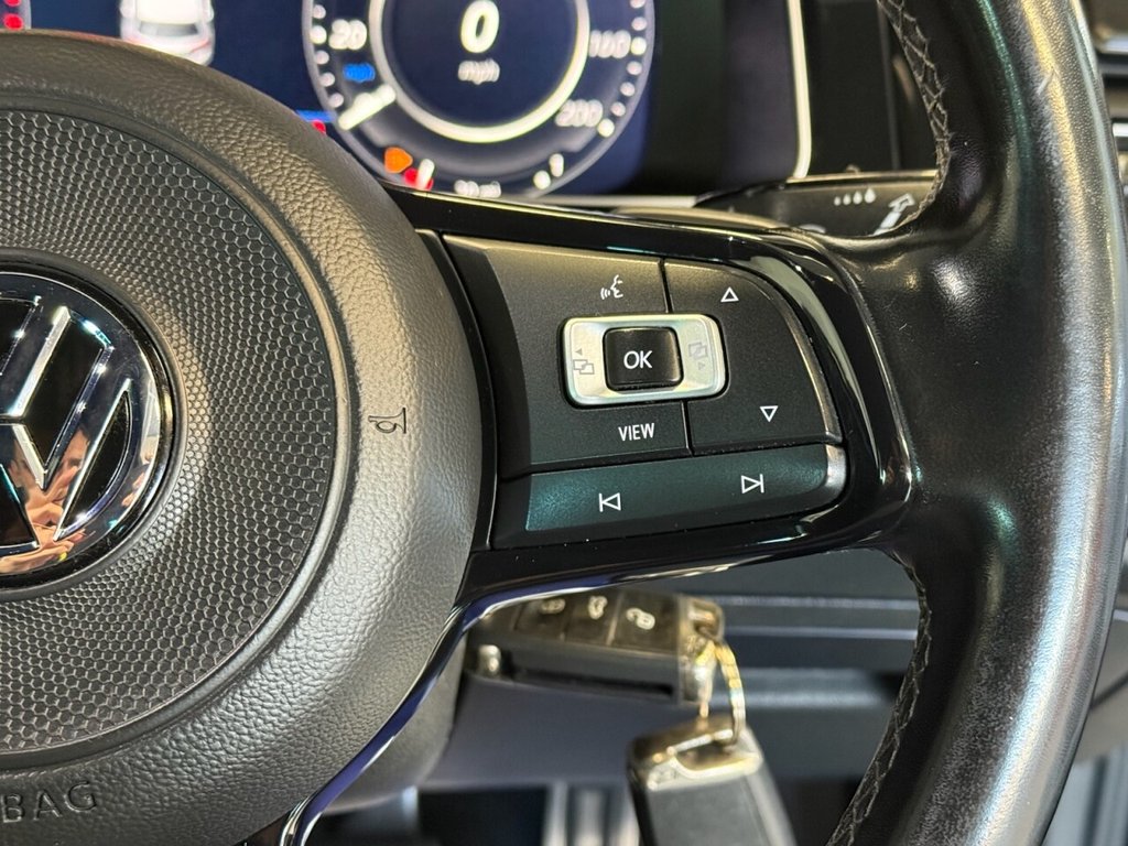 Used Volkswagen Golf 2019 for sale - 76698580: Photo 15