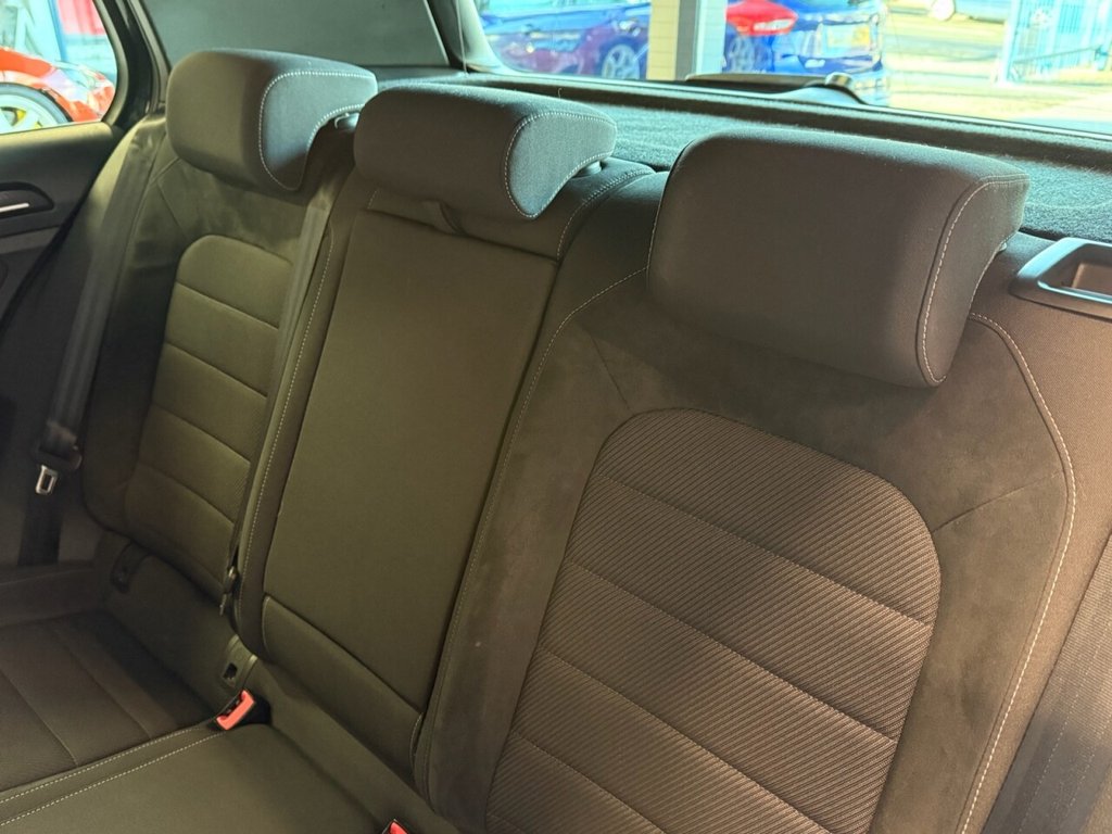 Used Volkswagen Golf 2019 for sale - 76698580: Photo 23