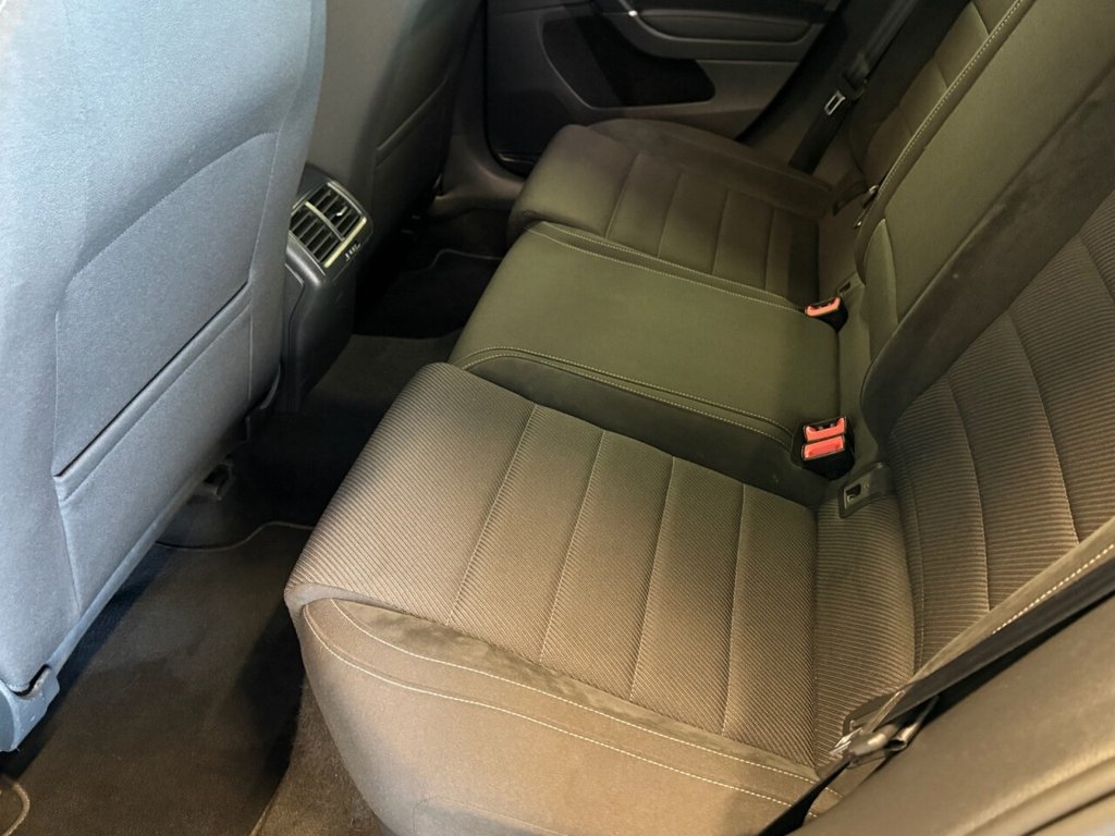 Used Volkswagen Golf 2019 for sale - 76698580: Photo 26