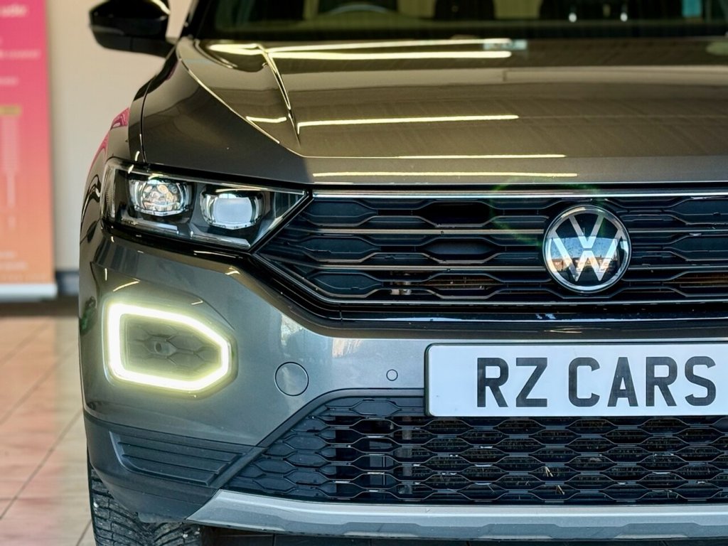 Used Volkswagen T-Roc 2021 for sale - 76698850: Photo 26