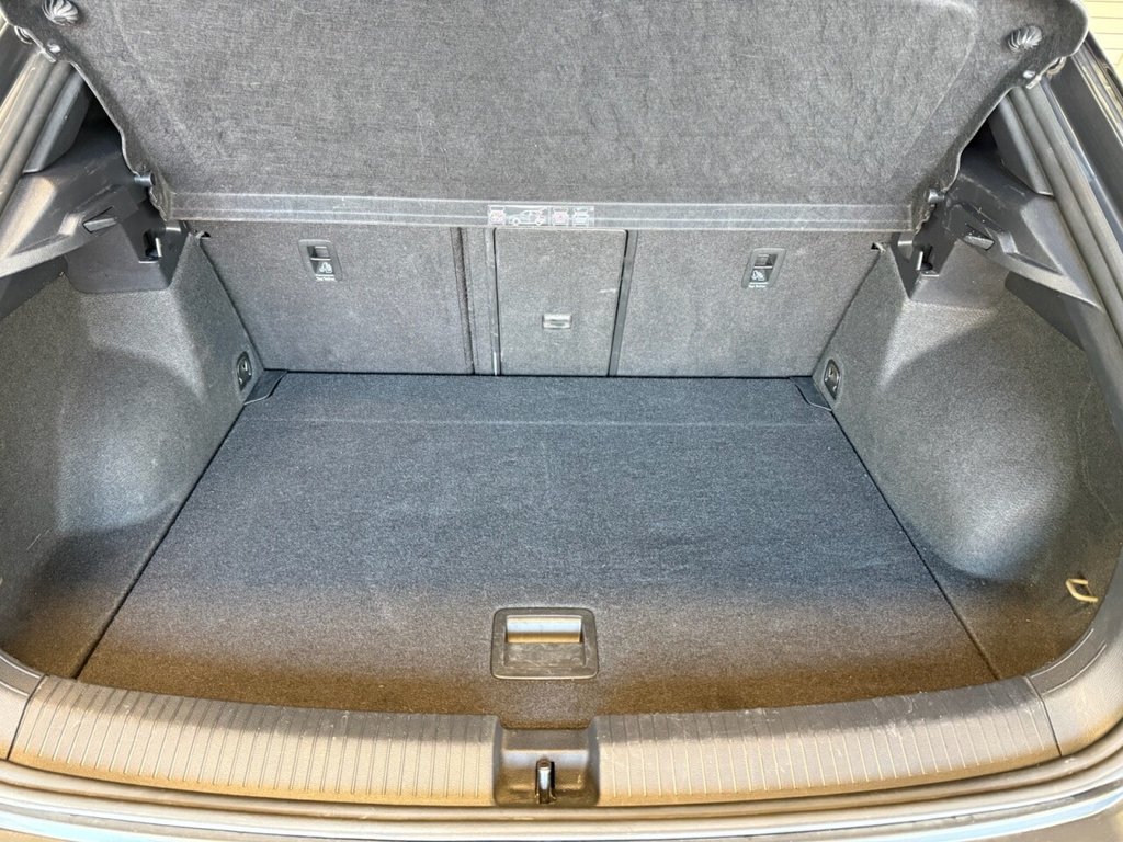 Used Volkswagen T-Roc 2021 for sale - 76698850: Photo 43