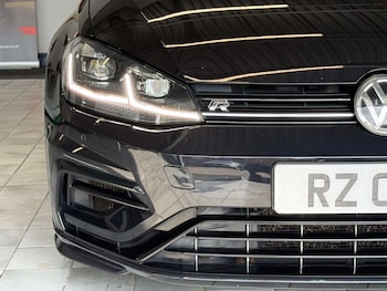 Used Volkswagen Golf 2017 for sale - 79301067: Photo