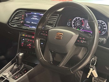 Used SEAT Leon 2019 for sale - 77394909: Photo