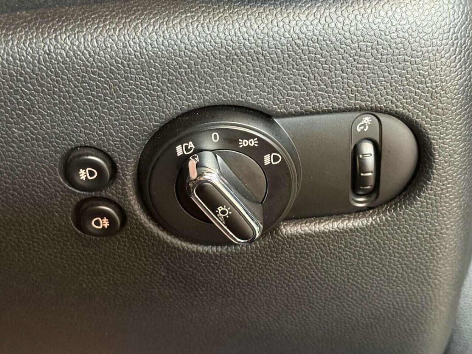 Used MINI Hatch 2015 for sale - 76829764: Photo 21