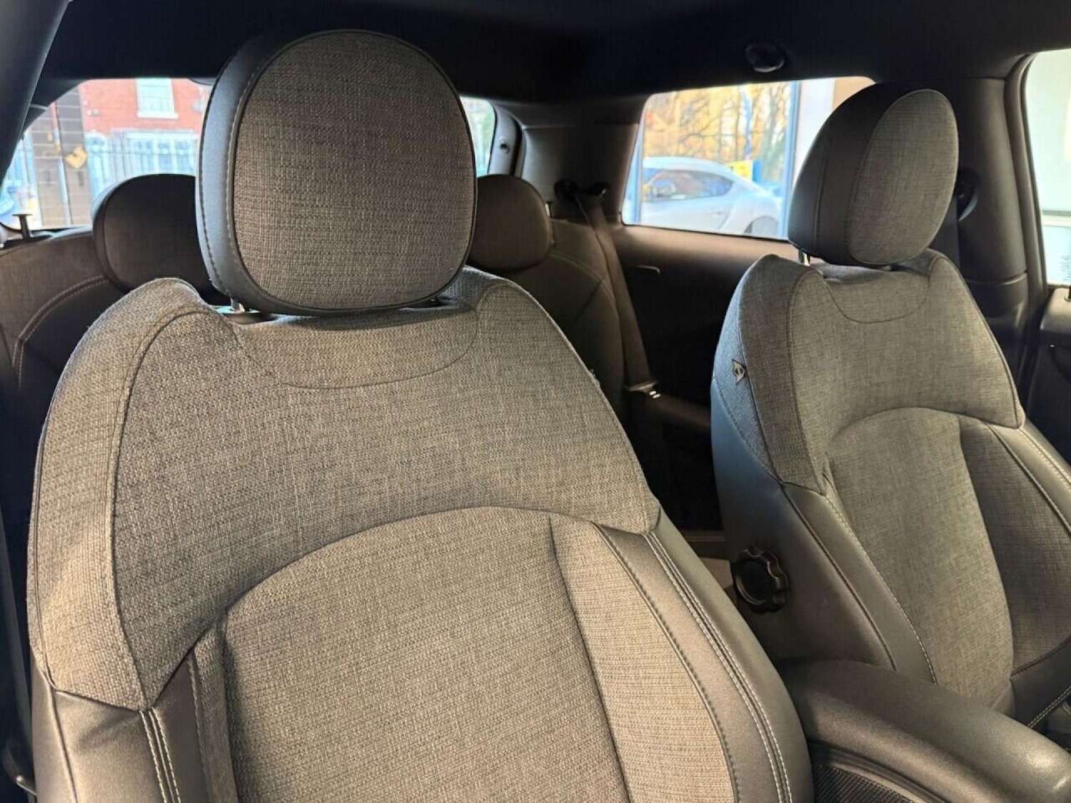 Used MINI Hatch 2015 for sale - 76829764: Photo 3