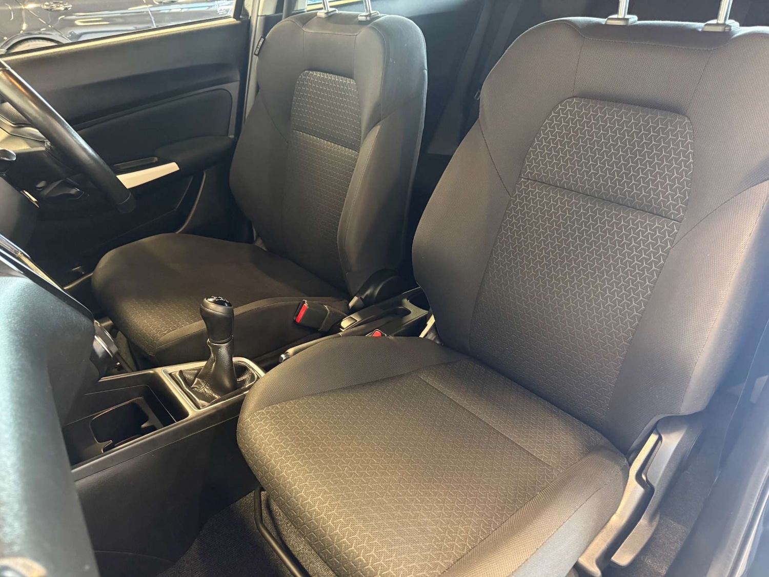 Used Suzuki Swift 2018 for sale - 77759669: Photo 25