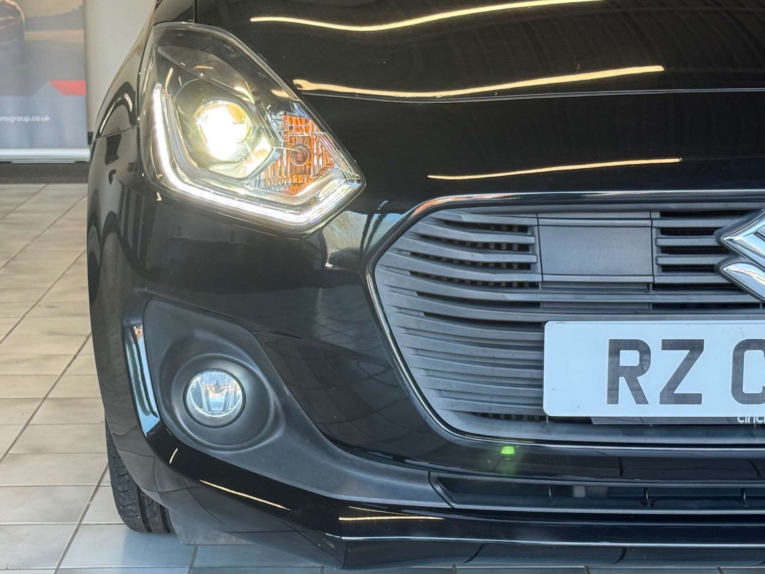 Used Suzuki Swift 2018 for sale - 77759669: Photo 4