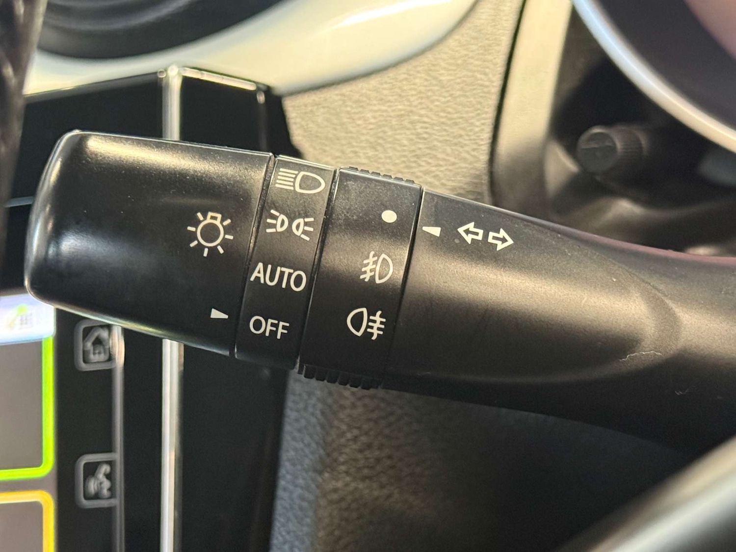 Used Suzuki Swift 2018 for sale - 77759669: Photo 41