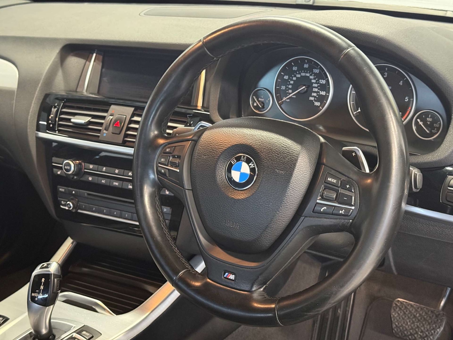 Used BMW X4 2016 for sale - 77236276: Photo 2